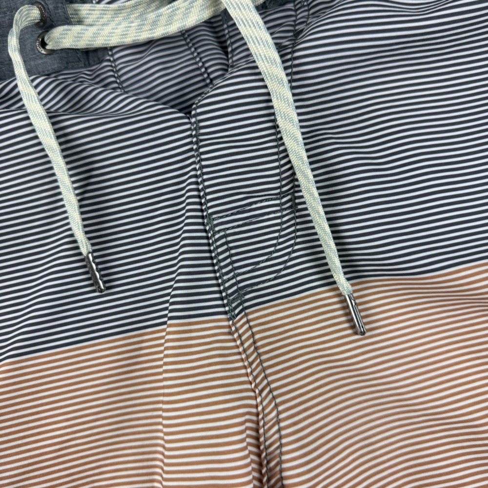 Vuori Cruise Board Shorts Men's 34 Gray Orange Striped Performance Swim Trunks - Picture 4 of 9